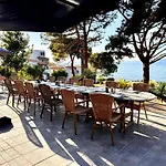 Punta Paliagi 公寓式酒店 4*
