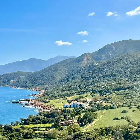 Punta Paliagi Aparthotel 4*