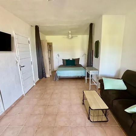 Punta Paliagi Aparthotel *