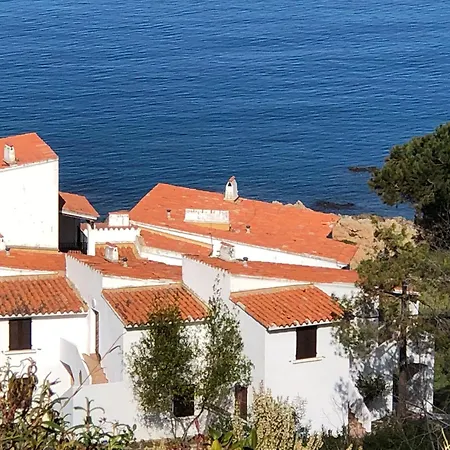 Punta Paliagi Aparthotel 4*