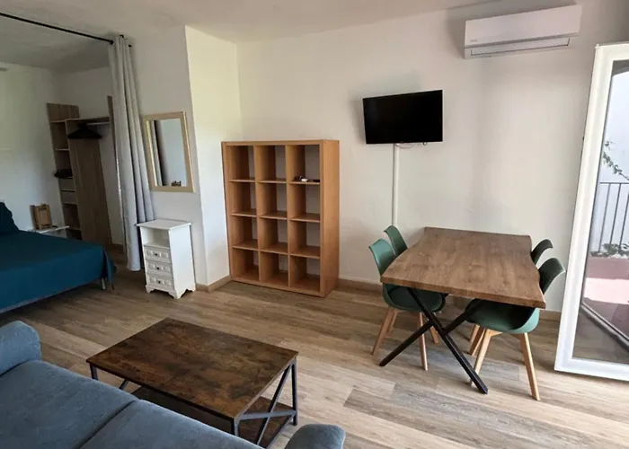 Aparthotel Punta Paliagi 4*